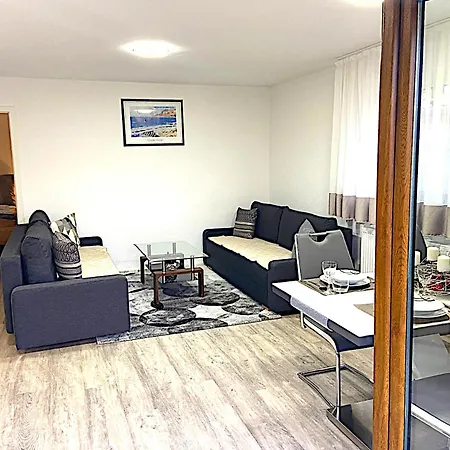Charmanter Rueckzugsort Mit Grosser Terrasse In Idyllischer Umgebung *