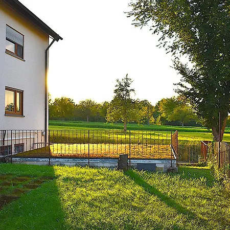 Charmanter Rueckzugsort Mit Grosser Terrasse In Idyllischer Umgebung *