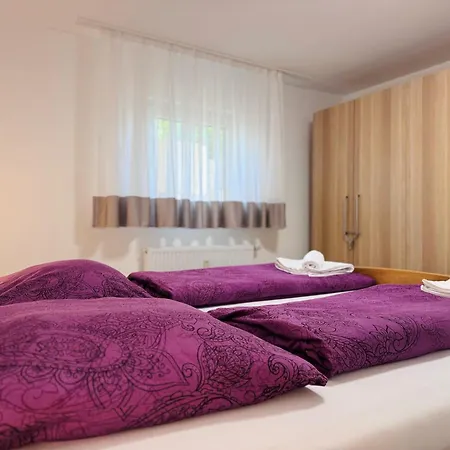 Charmanter Rueckzugsort Mit Grosser Terrasse In Idyllischer Umgebung Apartament Böblingen