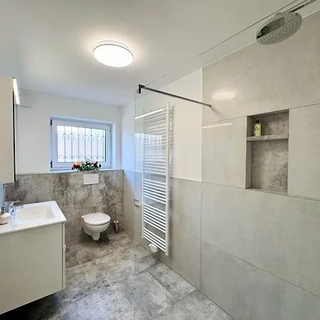 Moderne Design-apartments In Ruhiger Feldrandlage In Διαμέρισμα