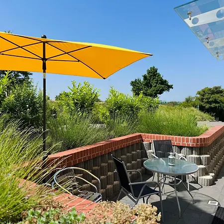 Apartamento Charmanter Rueckzugsort Mit Grosser Terrasse In Idyllischer Umgebung Böblingen