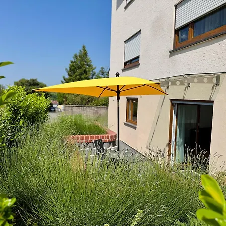 Διαμέρισμα Moderne Design-apartments In Ruhiger Feldrandlage In Μπέμπλινγκεν