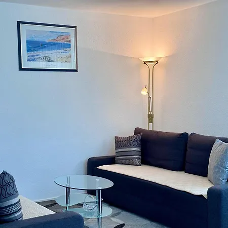 Moderne Design-apartments In Ruhiger Feldrandlage In