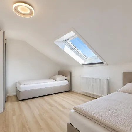 Moderne Design-apartments In Ruhiger Feldrandlage In Böblingen